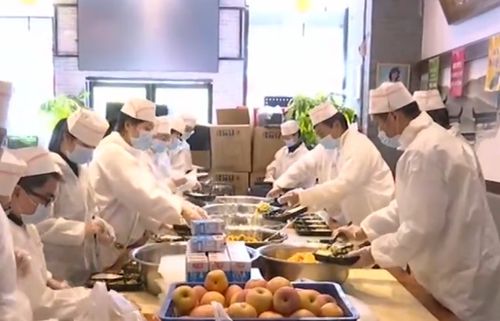 武漢按下重啟鍵 食品企業與餐飲業經濟活力逐步恢復，歌舞活動再添生機